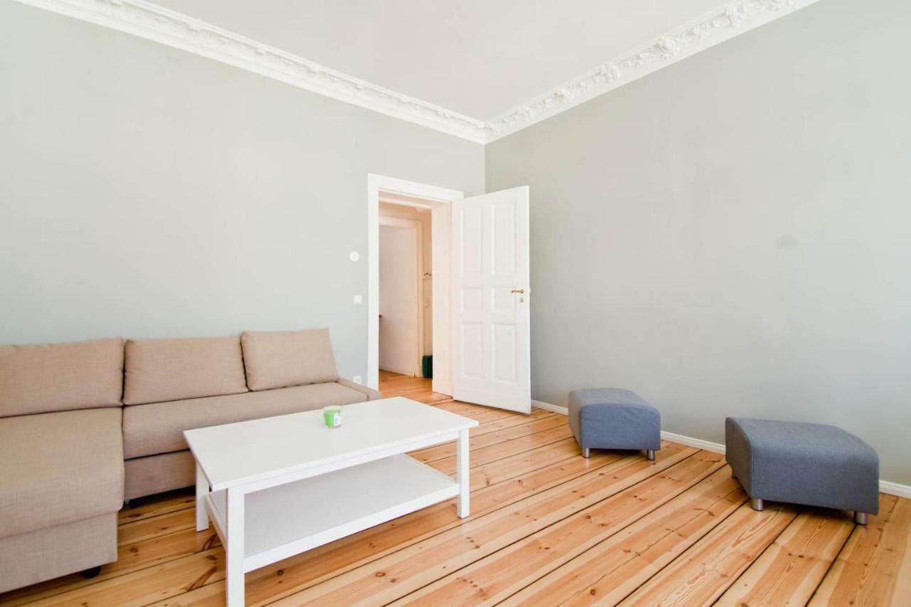 Apartment Magnificent Turn Of Century Flat